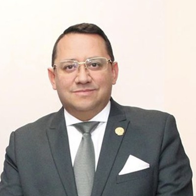 Dr. Xavier Torres Maldonado