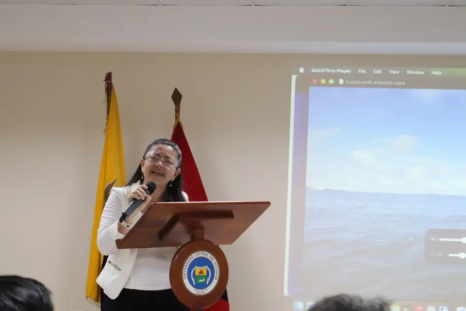 Presentación con proyección de imágenes de Galápagos