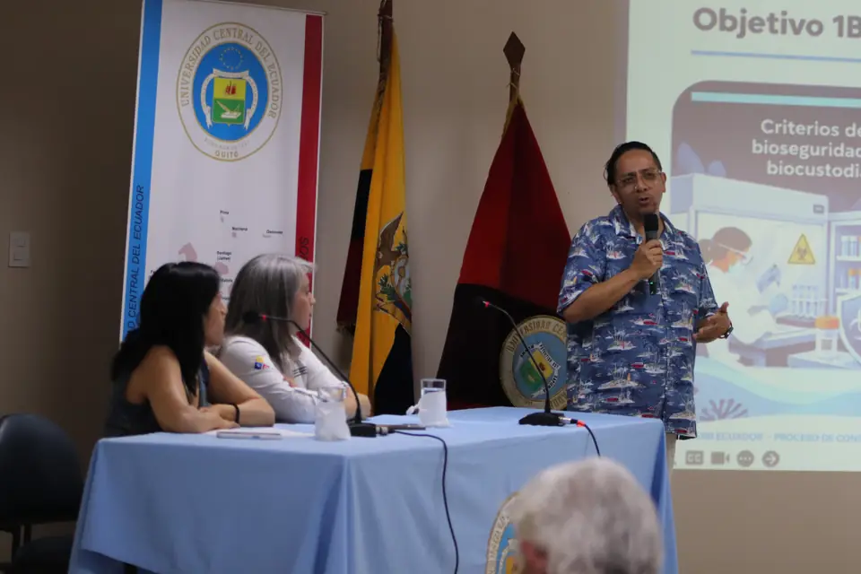 Ponencia sobre bioseguridad y biocustodia